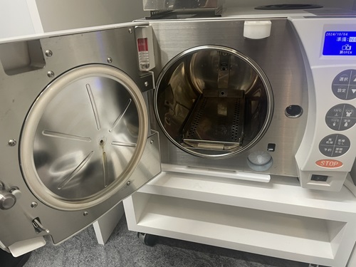 高圧蒸気滅菌器