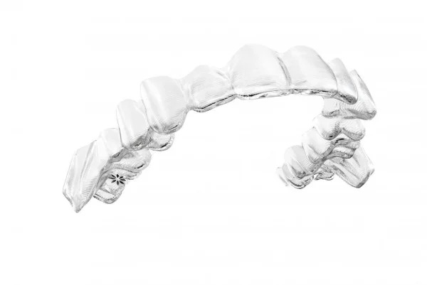 マウスピース矯正