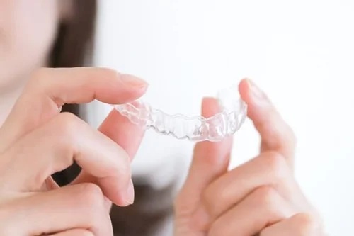 マウスピース矯正